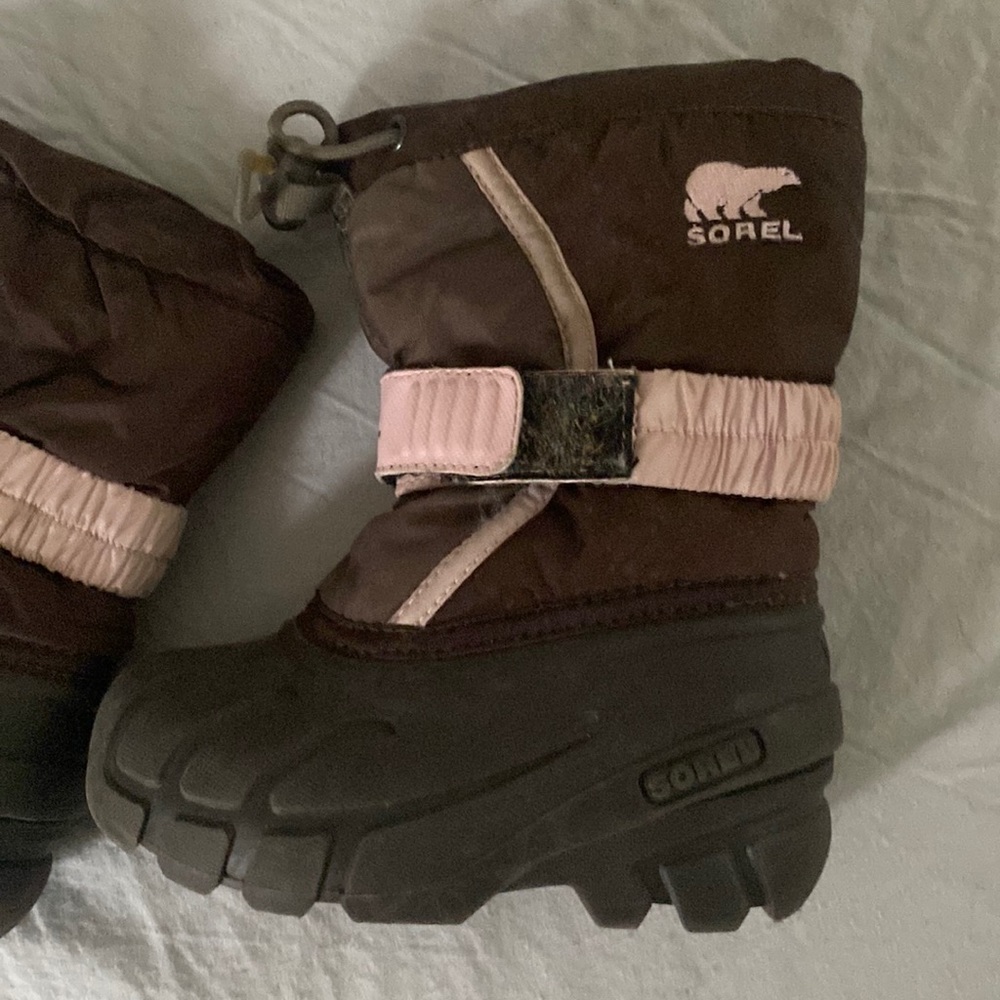 Sorel Toddler Size 8 Brown & Pink Lined Snow Boots